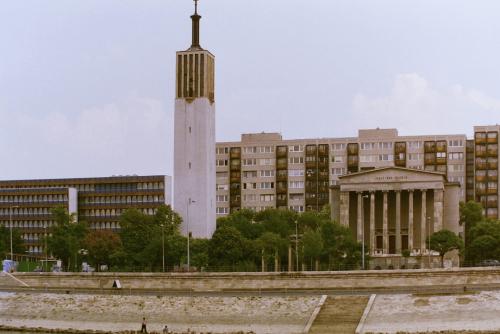 image008