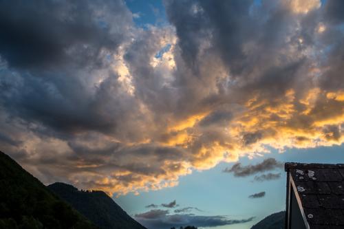 X1A2587-HDR