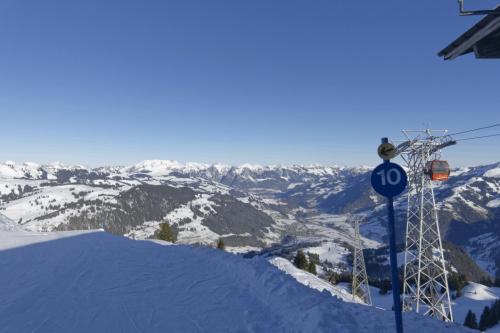 10 2401  DSC4088 DxO